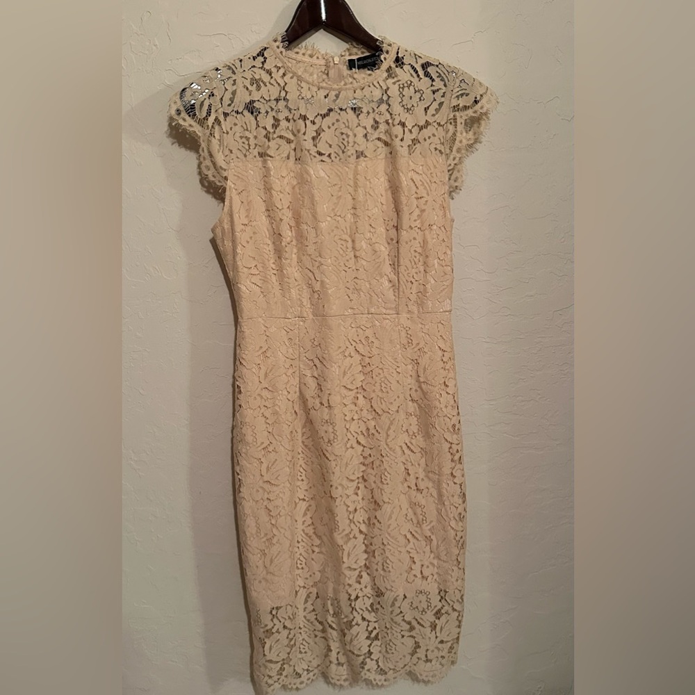 Merokeety Lace Midi Dress in Cream